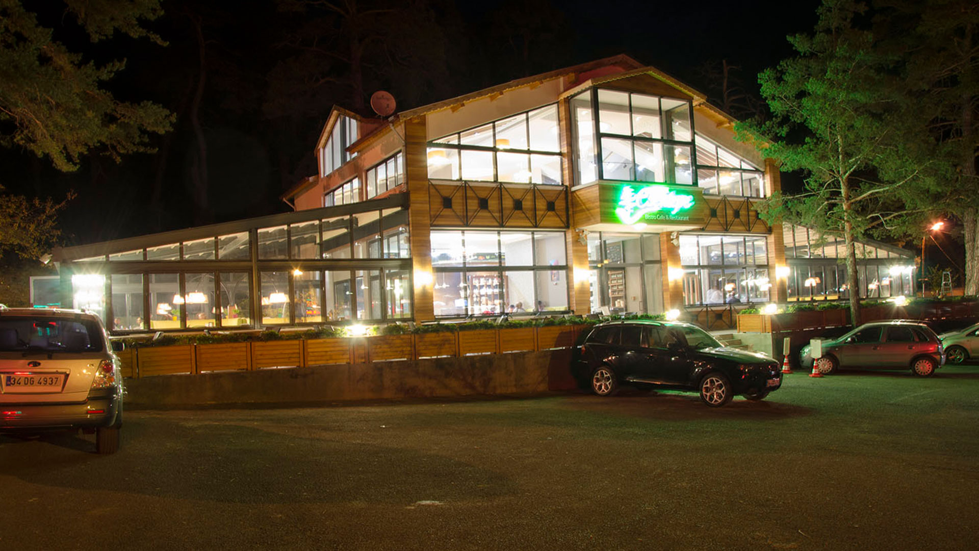 PARK ESERTEPE BRİSTO CAFE & RESTAURANT / BOLU