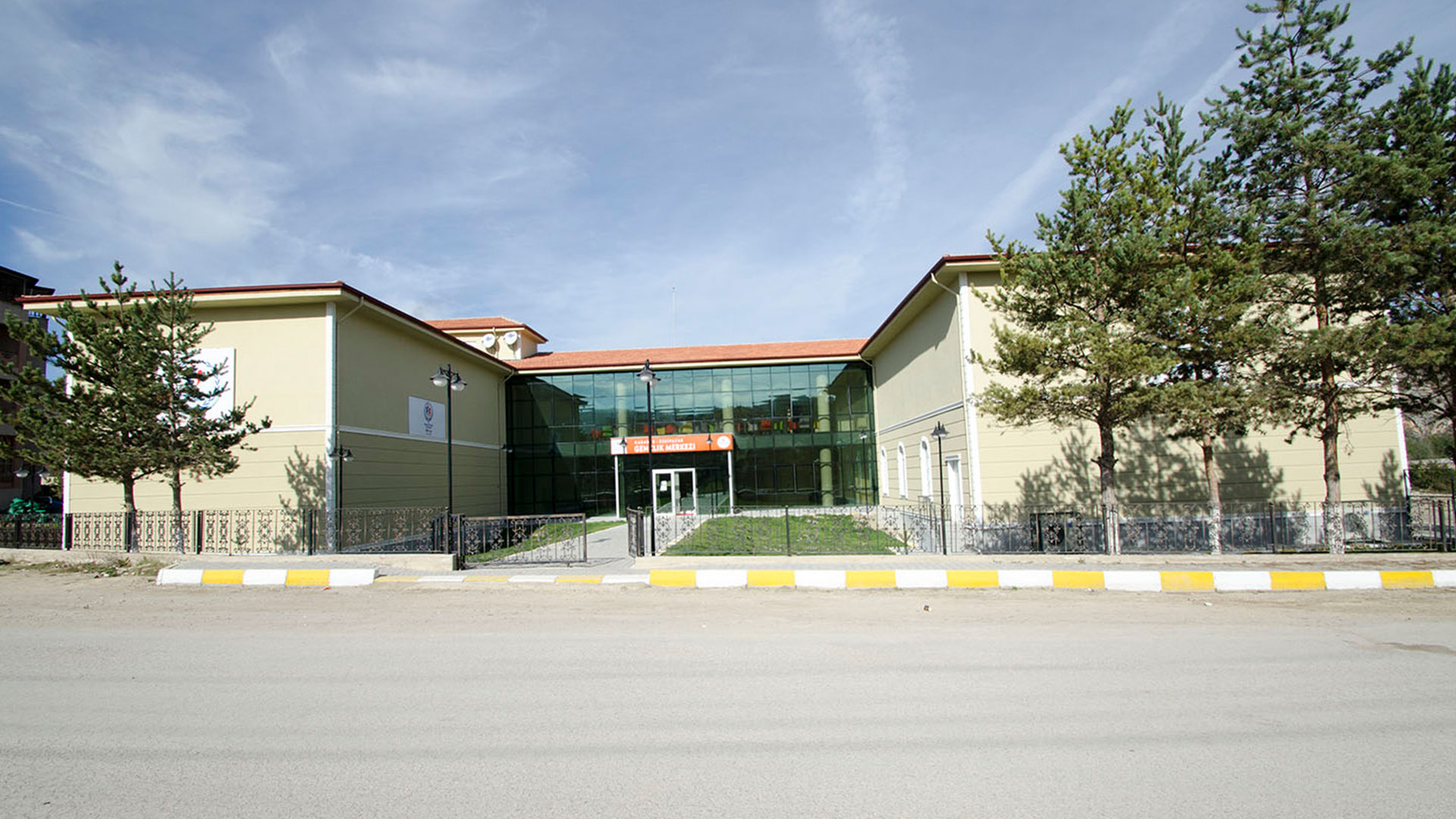 ESKİPAZAR GENÇLİK MERKEZİ / KARABÜK